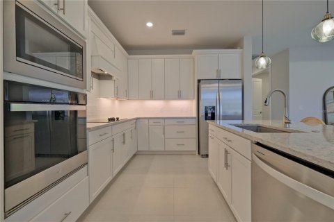 House in MAGNOLIA RANCH in Bradenton, Florida 3 bedrooms, 193.61 sq.m. № 2291502 - photo 19
