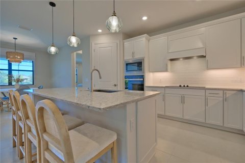 House in MAGNOLIA RANCH in Bradenton, Florida 3 bedrooms, 193.61 sq.m. № 2291502 - photo 17
