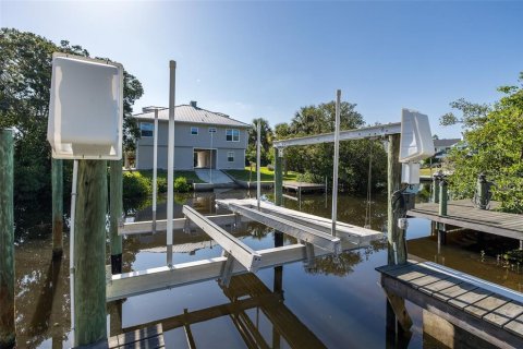 Villa ou maison à vendre à Holiday, Floride: 2 chambres, 97.27 m2 № 2120938 - photo 9