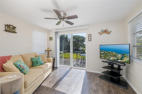 Villa ou maison à vendre à Holiday, Floride: 2 chambres, 97.27 m2 № 2120938 - photo 22