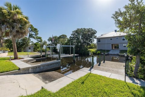 Villa ou maison à vendre à Holiday, Floride: 2 chambres, 97.27 m2 № 2120938 - photo 2