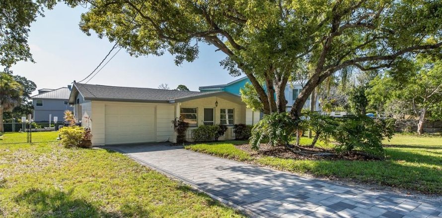 Villa ou maison à Holiday, Floride 2 chambres, 97.27 m2 № 2120938