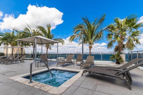 Condominio en alquiler en North Bay Village, Florida, 2 dormitorios, 162.86 m2 № 2248071 - foto 27