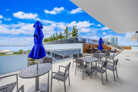 Condominio en alquiler en North Bay Village, Florida, 2 dormitorios, 162.86 m2 № 2248071 - foto 28