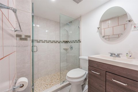 Condo in Miami, Florida  № 1891144 - photo 5