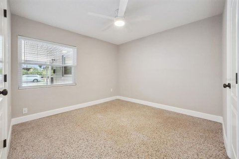 Casa en venta en Orlando, Florida, 3 dormitorios, 122.26 m2 № 2142023 - foto 28