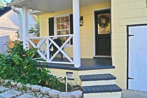 Casa en alquiler en Tampa, Florida, 2 dormitorios, 85.47 m2 № 1915642 - foto 2
