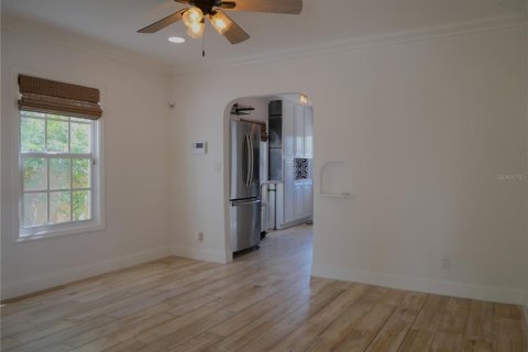 Casa en alquiler en Tampa, Florida, 2 dormitorios, 85.47 m2 № 1915642 - foto 4