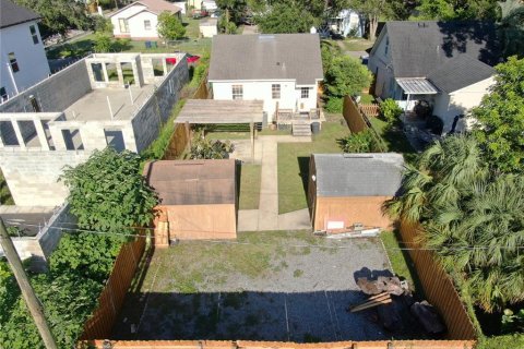 Casa en alquiler en Tampa, Florida, 2 dormitorios, 85.47 m2 № 1915642 - foto 28