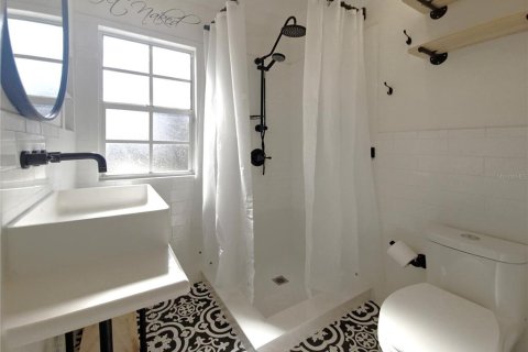 Casa en alquiler en Tampa, Florida, 2 dormitorios, 85.47 m2 № 1915642 - foto 14
