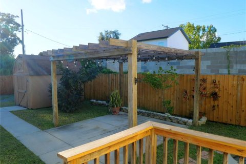 Casa en alquiler en Tampa, Florida, 2 dormitorios, 85.47 m2 № 1915642 - foto 30