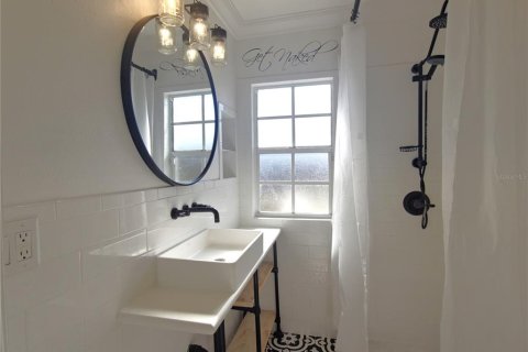 Casa en alquiler en Tampa, Florida, 2 dormitorios, 85.47 m2 № 1915642 - foto 15