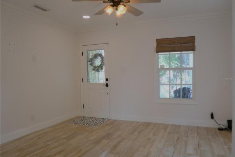 Casa en alquiler en Tampa, Florida, 2 dormitorios, 85.47 m2 № 1915642 - foto 3