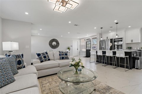 Casa en alquiler en Bradenton, Florida, 3 dormitorios, 126.72 m2 № 1514415 - foto 14