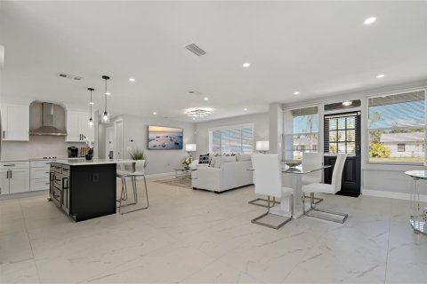 Casa en alquiler en Bradenton, Florida, 3 dormitorios, 126.72 m2 № 1514415 - foto 17