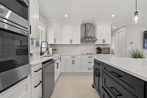 Casa en alquiler en Bradenton, Florida, 3 dormitorios, 126.72 m2 № 1514415 - foto 8