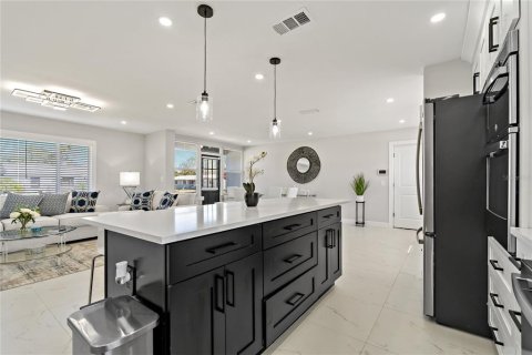 Casa en alquiler en Bradenton, Florida, 3 dormitorios, 126.72 m2 № 1514415 - foto 11