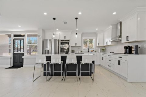 Casa en alquiler en Bradenton, Florida, 3 dormitorios, 126.72 m2 № 1514415 - foto 2