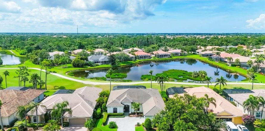 Casa en Venice, Florida 4 dormitorios, 244.15 m2 № 1798341