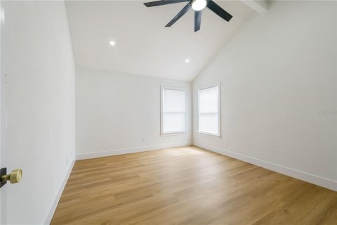 House in Palm Harbor, Florida 4 bedrooms, 168.71 sq.m. № 2206955 - photo 28