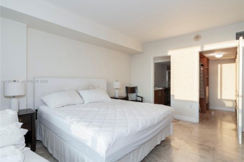 Снять в аренду кондоминиум в Бэл-Харбор, Флорида 1 спальня, 83.24м2, № 2006091 - фото 17