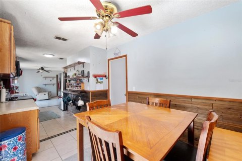 Villa ou maison à vendre à Ocala, Floride: 3 chambres, 108.05 m2 № 2143020 - photo 18