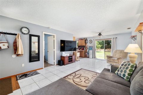 Villa ou maison à vendre à Ocala, Floride: 3 chambres, 108.05 m2 № 2143020 - photo 11