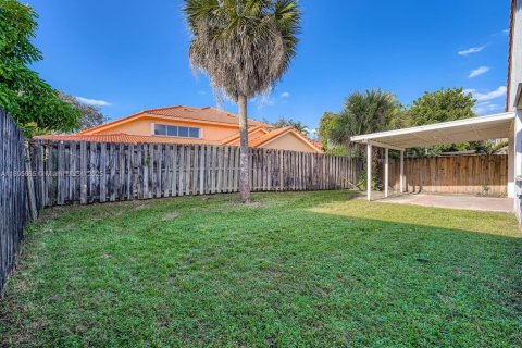 Купить виллу или дом в Пемброк-Пайнс, Флорида 5 комнат, 200.02м2, № 1949771 - фото 26