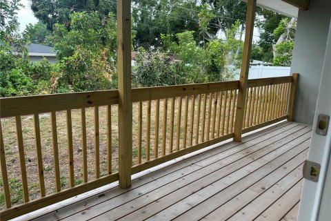 House in Clearwater, Florida 4 bedrooms, 186.18 sq.m. № 1681280 - photo 26