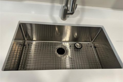 House in Clearwater, Florida 4 bedrooms, 186.18 sq.m. № 1681280 - photo 18