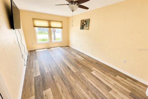 Casa en venta en Lakeland, Florida, 2 dormitorios, 142.14 m2 № 2221863 - foto 22