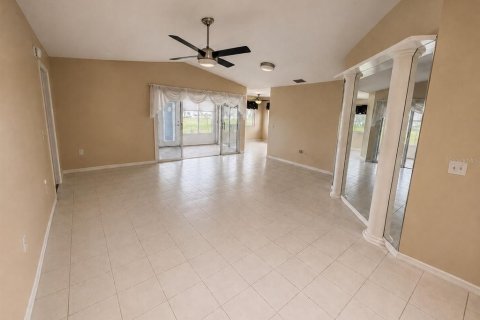 Casa en venta en Lakeland, Florida, 2 dormitorios, 142.14 m2 № 2221863 - foto 5