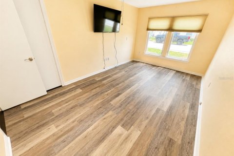 Casa en venta en Lakeland, Florida, 2 dormitorios, 142.14 m2 № 2221863 - foto 24