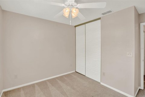 Condo in New Port Richey, Florida, 2 bedrooms  № 1689755 - photo 18