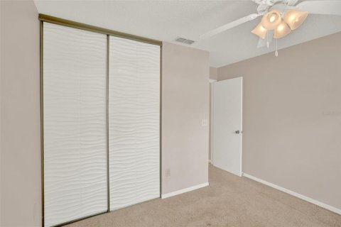 Condo in New Port Richey, Florida, 2 bedrooms  № 1689755 - photo 20