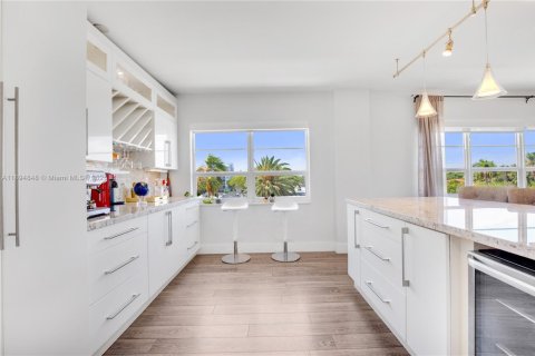 Copropriété à vendre à Fort Lauderdale, Floride: 2 chambres, 158.49 m2 № 1947441 - photo 16