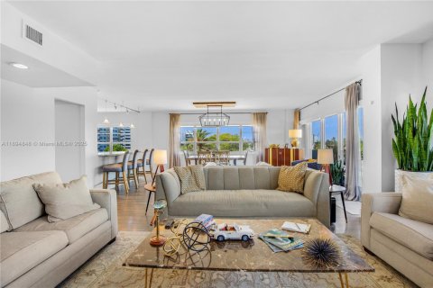 Copropriété à vendre à Fort Lauderdale, Floride: 2 chambres, 158.49 m2 № 1947441 - photo 3