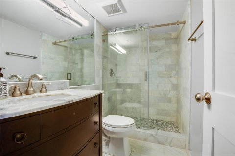Copropriété à vendre à Fort Lauderdale, Floride: 2 chambres, 158.49 m2 № 1947441 - photo 20