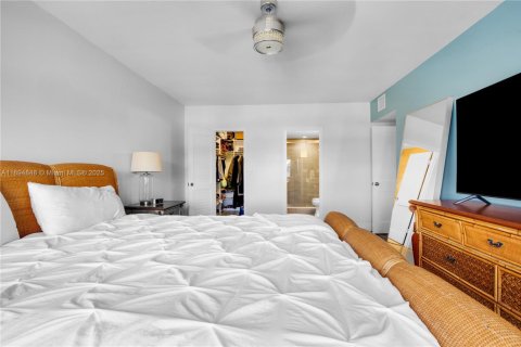 Copropriété à vendre à Fort Lauderdale, Floride: 2 chambres, 158.49 m2 № 1947441 - photo 24