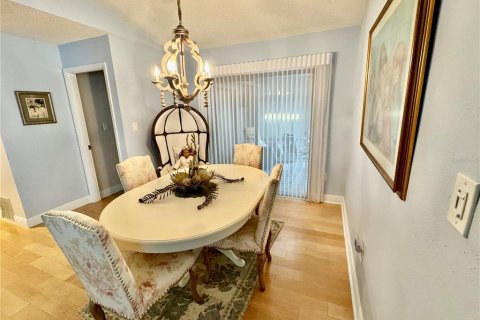 Condo in Sarasota, Florida, 3 bedrooms  № 1853909 - photo 13