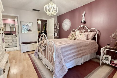 Condo in Sarasota, Florida, 3 bedrooms  № 1853909 - photo 17