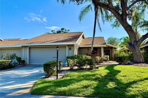 Condo in Sarasota, Florida, 3 bedrooms  № 1853909 - photo 1