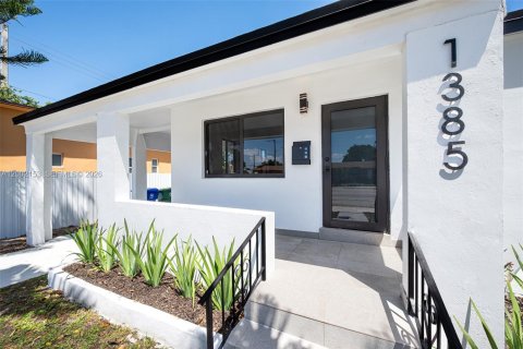 Купить виллу или дом в Майами, Флорида 5 спален, 154.78м2, № 2067563 - фото 2