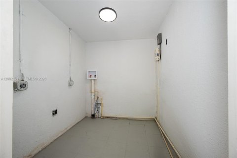 Купить виллу или дом в Майами, Флорида 5 спален, 154.78м2, № 2067563 - фото 23