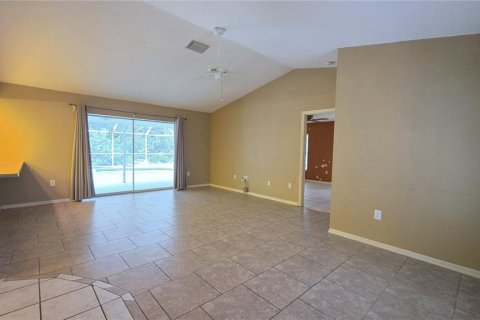 Casa en venta en Port Charlotte, Florida, 2 dormitorios, 142.79 m2 № 1870498 - foto 16