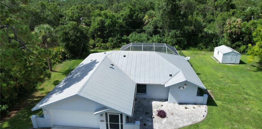 Casa en Port Charlotte, Florida 2 dormitorios, 142.79 m2 № 1870498