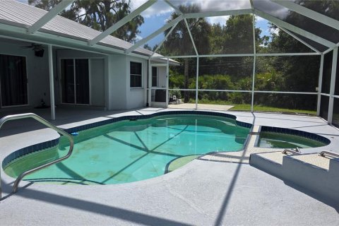 Casa en venta en Port Charlotte, Florida, 2 dormitorios, 142.79 m2 № 1870498 - foto 14