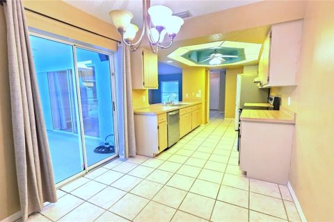 Casa en venta en Port Charlotte, Florida, 2 dormitorios, 142.79 m2 № 1870498 - foto 25