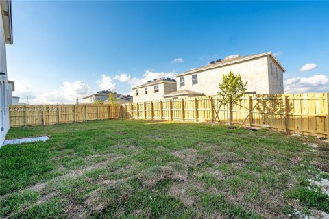 House in Homestead, Florida 5 bedrooms, 247.58 sq.m. № 2079182 - photo 6
