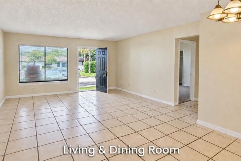 Copropriété à louer à Altamonte Springs, Floride: 3 chambres, 111.48 m2 № 2395636 - photo 4